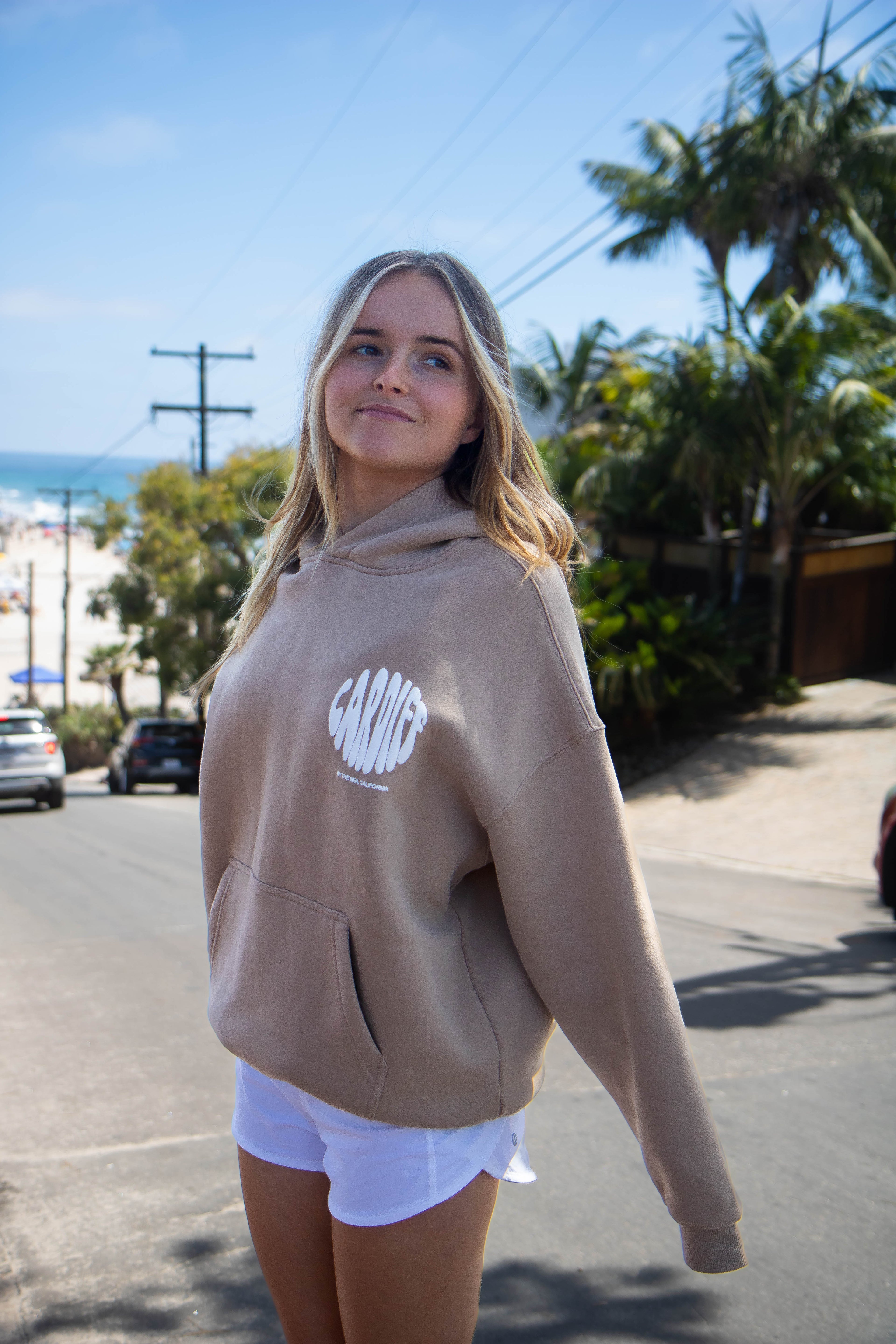 Cardiff-By-The-Sea Hoodie Tan Sand