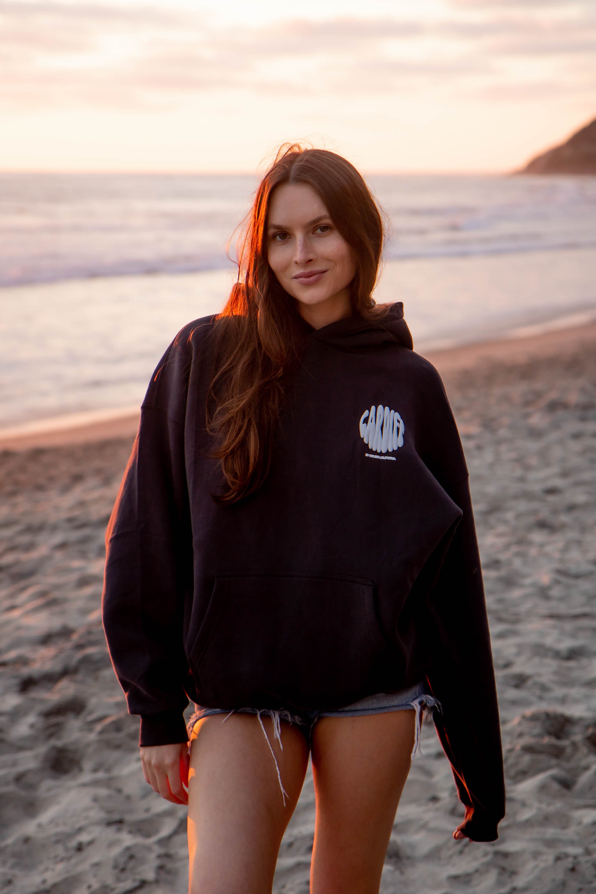 Cardiff-By-The-Sea Hoodie Black Charcoal